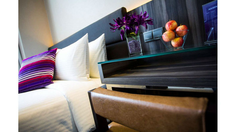 Aqueen Hotel Paya Lebar Singapur Dış mekan fotoğraf