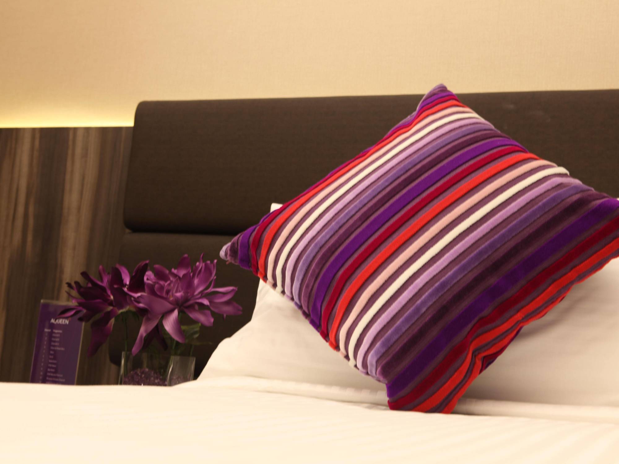 Aqueen Hotel Paya Lebar Singapur Dış mekan fotoğraf