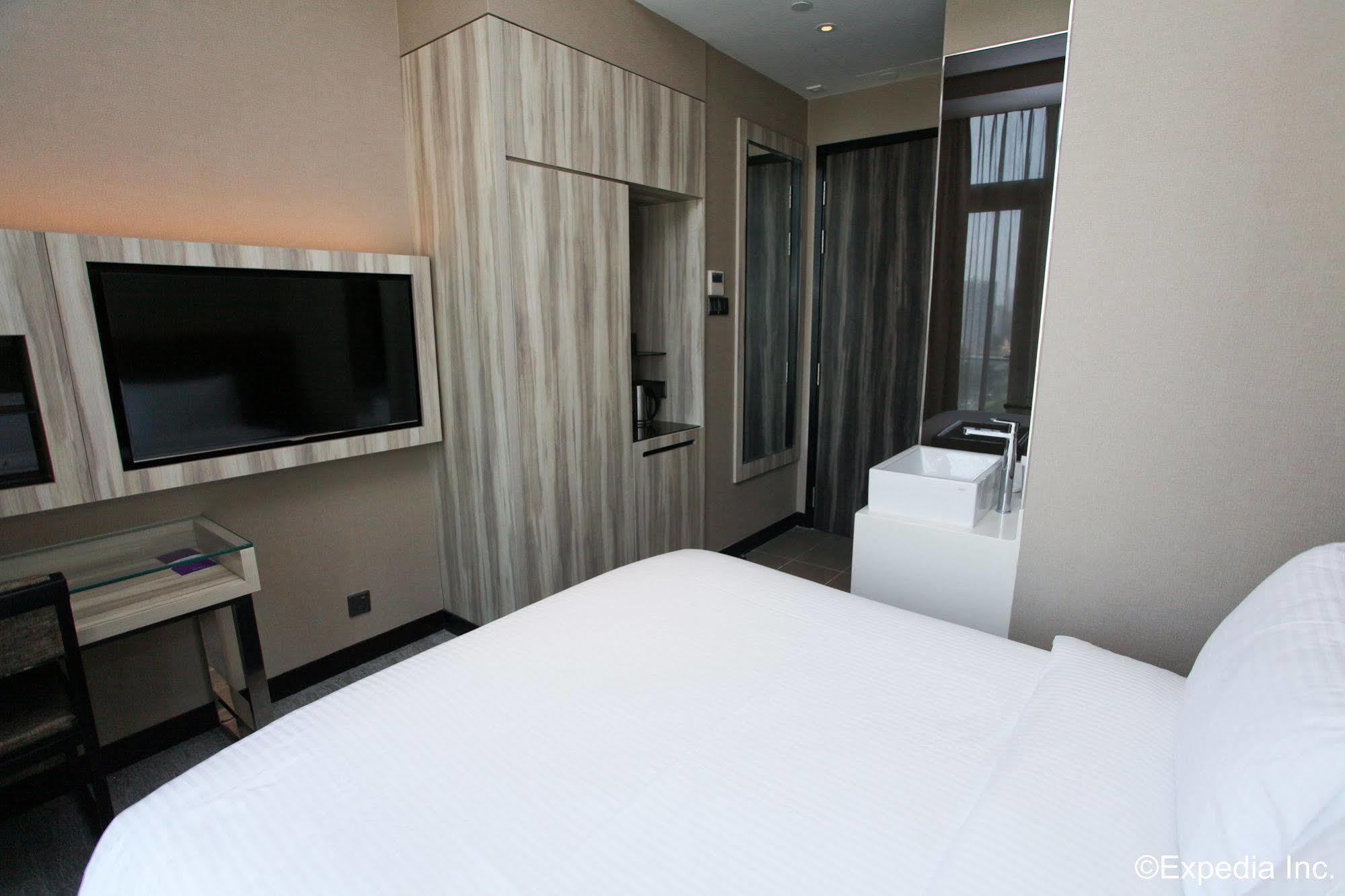 Aqueen Hotel Paya Lebar Singapur Dış mekan fotoğraf